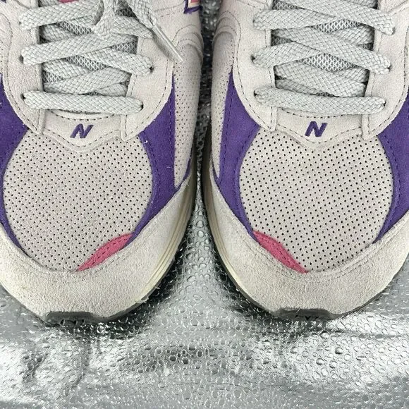 New Balance Mens 11.5 2002R Rain Cloud Prism Purple Lifestyle Sneaker M2002RWB